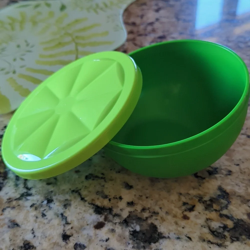 Glass Cutting Board And Tupperware Citrus Keeper Set